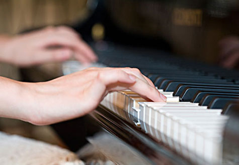 成年人还能学习钢琴吗？都有哪些好处呢？